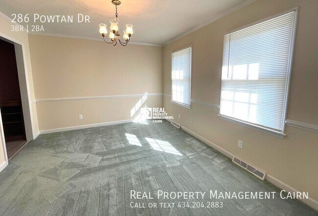 Building Photo - Spacious 3 Bedroom 2 Bath With 2 Car Garag...