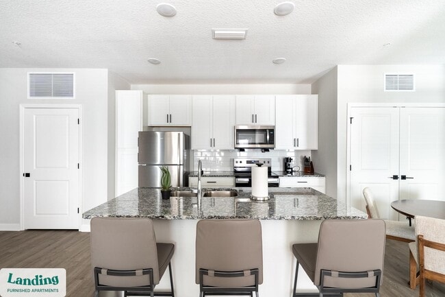 Building Photo - 84 San Filippo Dr SE