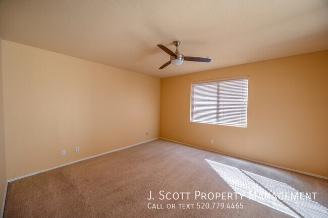 Building Photo - 18462 W Western Star Blvd