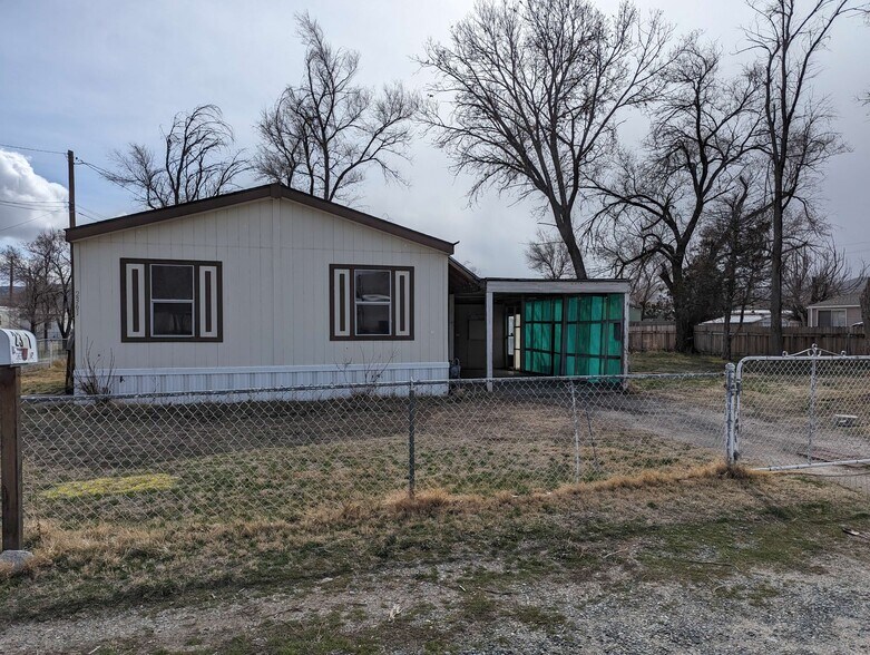 Primary Photo - 2361 Sherman Ln