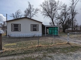 Building Photo - 2361 Sherman Ln