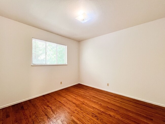 Building Photo - Charming 3-Bedroom Home in Napa’s Sought-A...