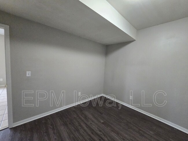 Building Photo - 1650 Ellis Blvd NW
