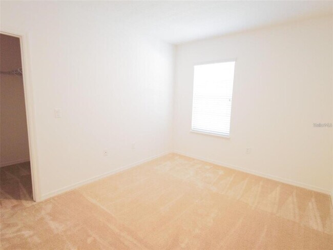 Building Photo - 423 Taft Dr