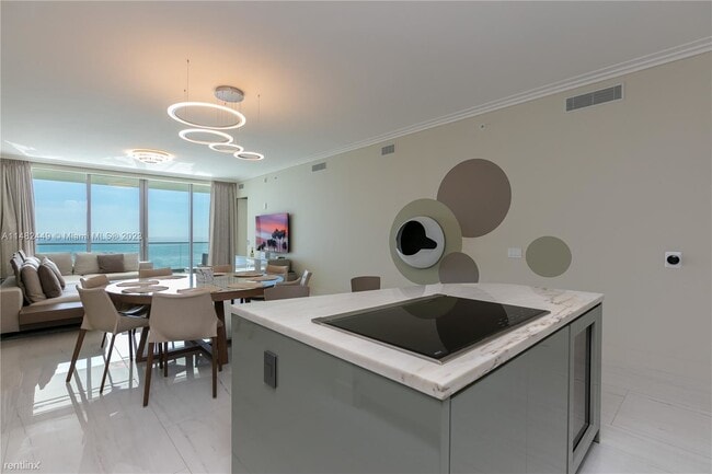 Building Photo - 3 br, 3.5 bath Condo - 18975 Collins Ave U...