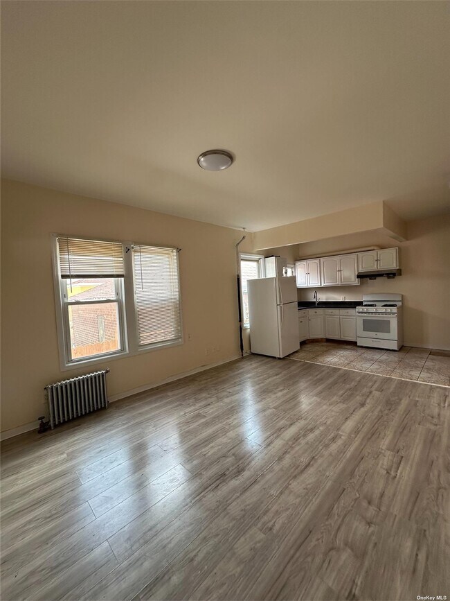 Building Photo - 95-30 125th St