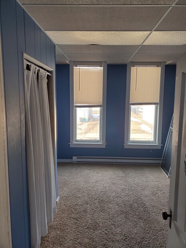 Building Photo - Claremont Block Apartments/Commercials