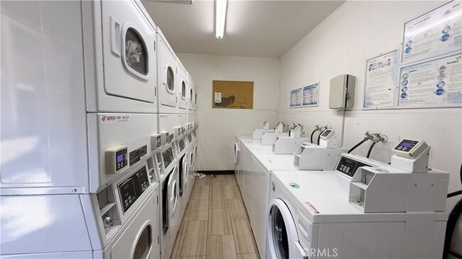 Building Photo - 1101 W MacArthur Blvd