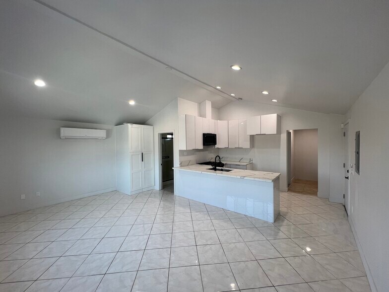 Kitchen/Living Room - 51 W 53rd St