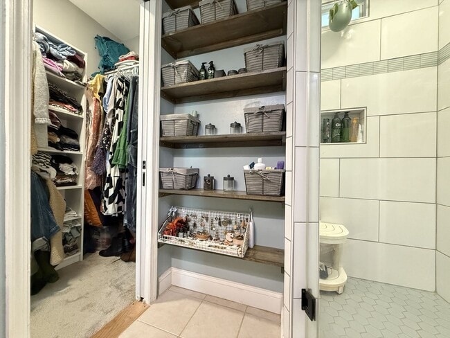 Building Photo - 1328 Morris Rd SE