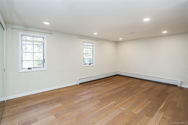 Building Photo - 248 Montgomery Ave