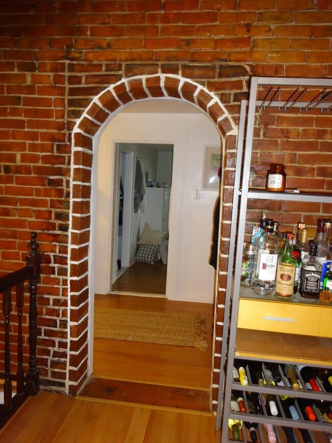 Building Photo - 447 W Broadway