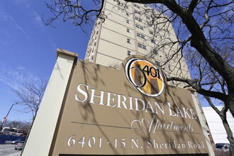 Building Photo - Sheridan Lake - 6401 N Sheridan Rd