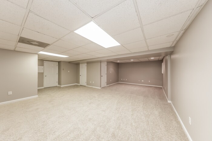 Building Photo - 5504 Desoto Cir