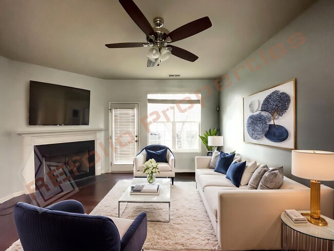 Building Photo - 2 Bedroom, 2.5 Bathroom Townhome with 2 Parking Spaces in Renaissance Park – Minutes from Downtow...