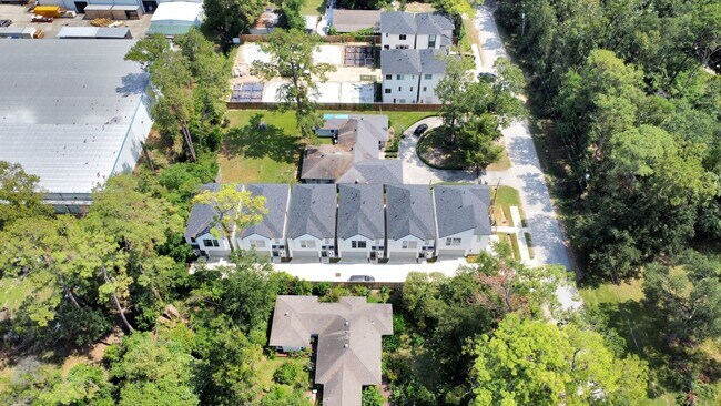 Building Photo - 540 Janisch Rd