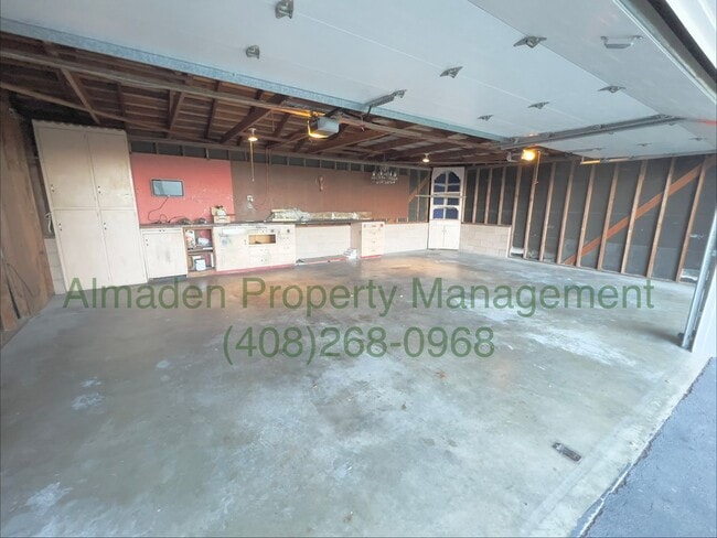 Building Photo - Spacious Los Gatos Home, Tranquil Views. A/C & Award Winning Schools!