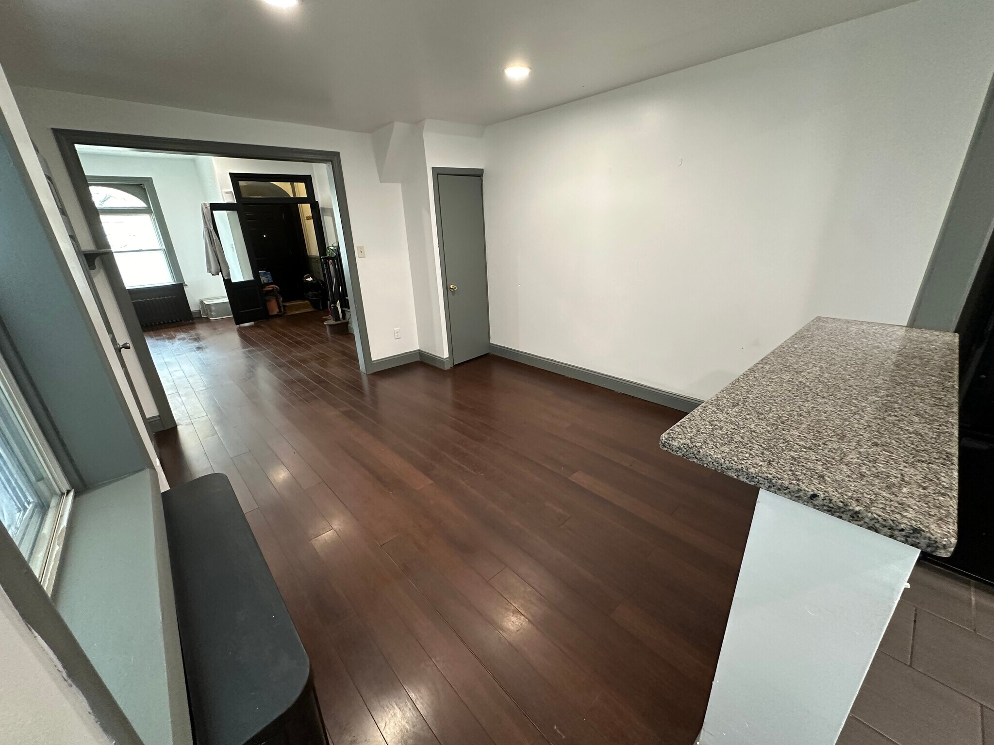 Building Photo - 1250 N 29th St