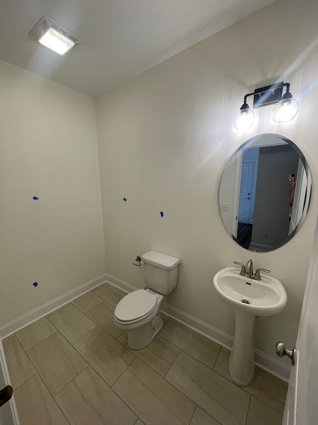 Building Photo - Ooltewah Rental 3 Bedrooms + Full Finished Basement