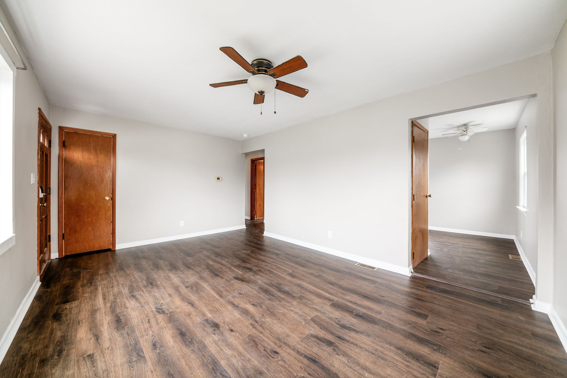 Living Room - 4284 Beechgrove Dr