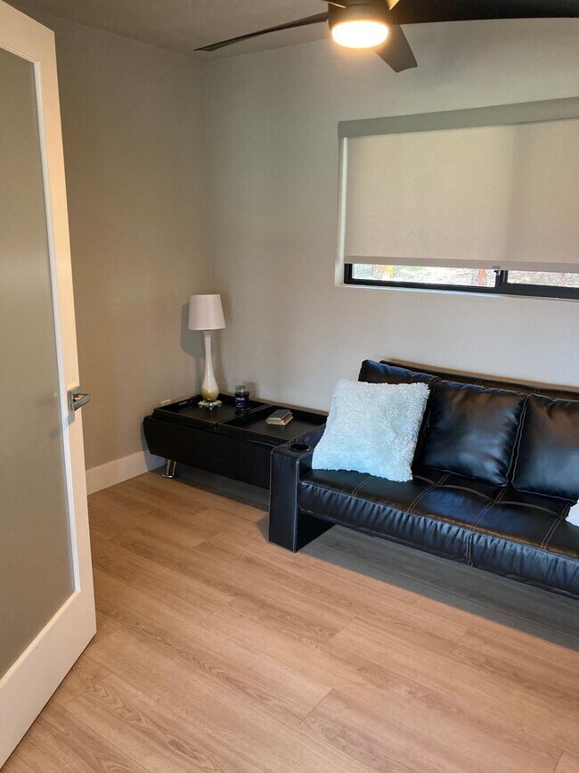 Building Photo - Spectacular, Panoramic Red Rock Views in West Sedona