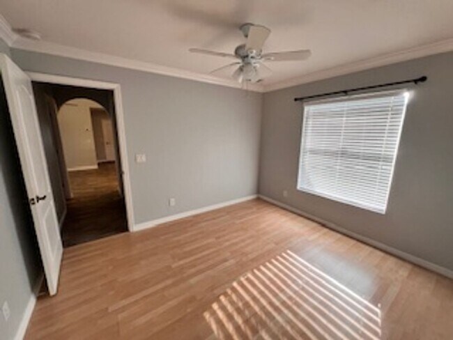 Building Photo - Annual DEEP CREEK Rental - 3/2/2