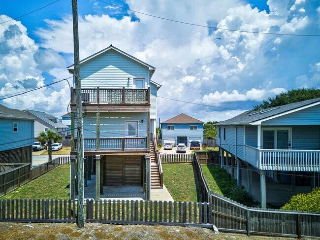Building Photo - 12835 E Conquistador Dr