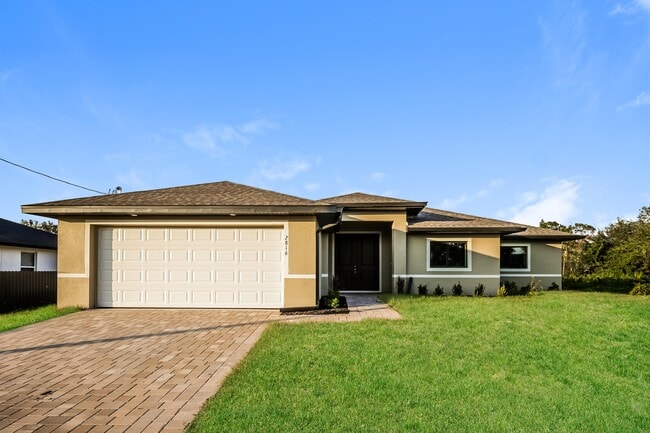 Building Photo - 2816 8th St W