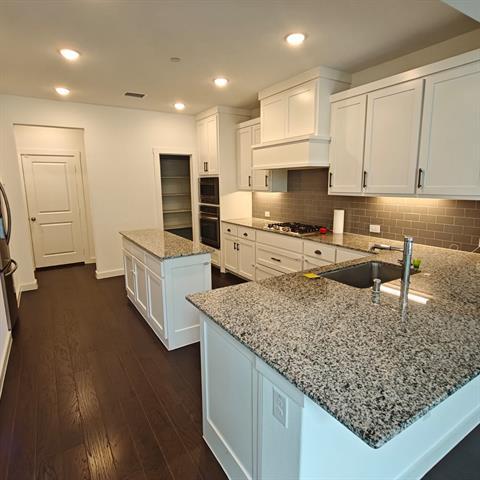 Building Photo - 1416 Navasota Trail