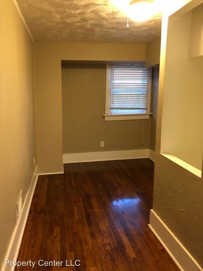 Building Photo - 3 br, 1 bath House - 1713 N Villa Ave