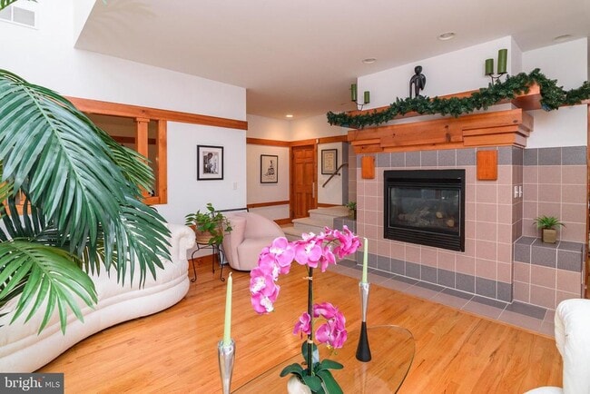 Building Photo - 23615 Quail Hollow Cir