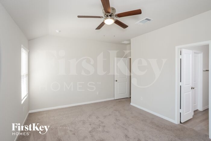 Building Photo - 1826 Morse Way