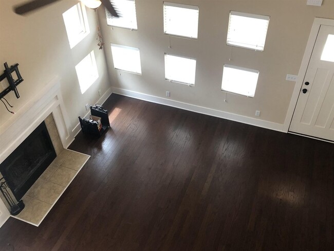 Building Photo - 3500 Steffisburg Dr