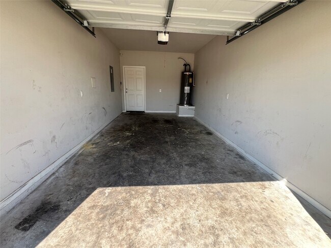 Building Photo - 2713 Ginger Ct