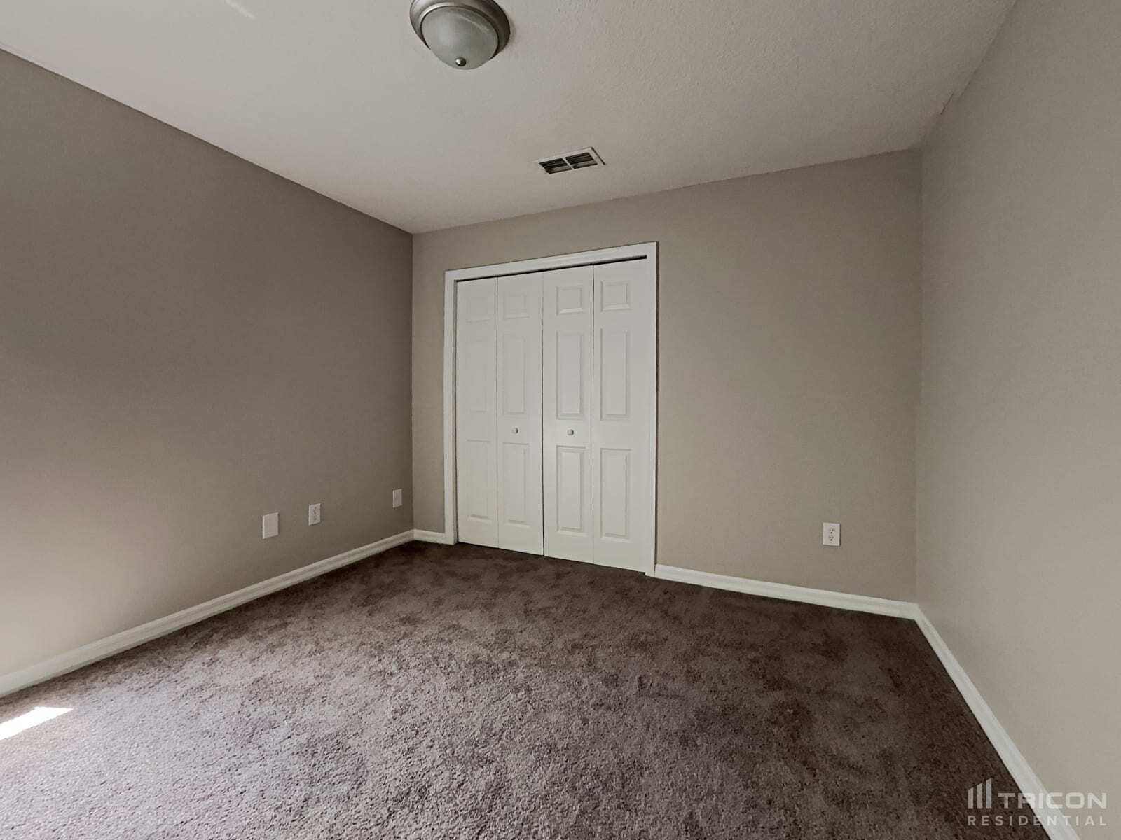 Building Photo - 607 Coral Way