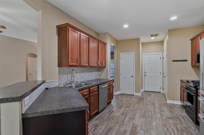 Building Photo - 2222 Shumark Trail