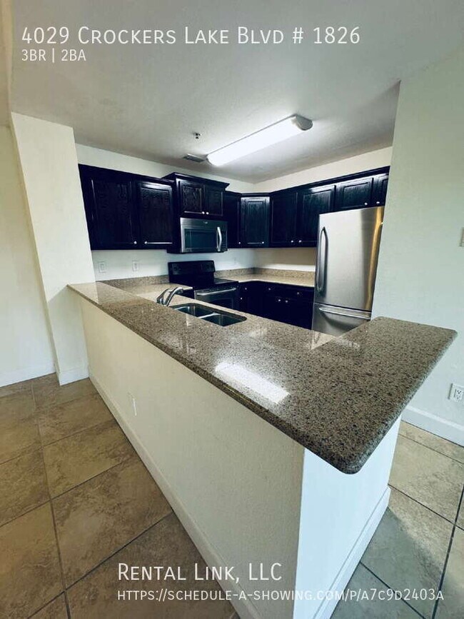 Building Photo - 4029 Crockers Lake Blvd