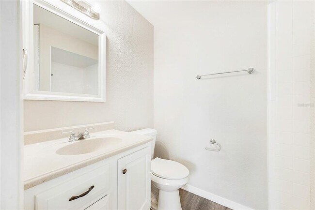 Building Photo - 5148 Coddington St