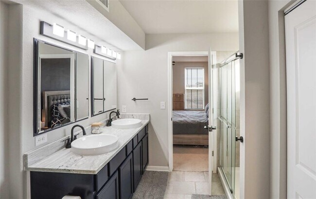 Building Photo - 466 Ferrule Dr