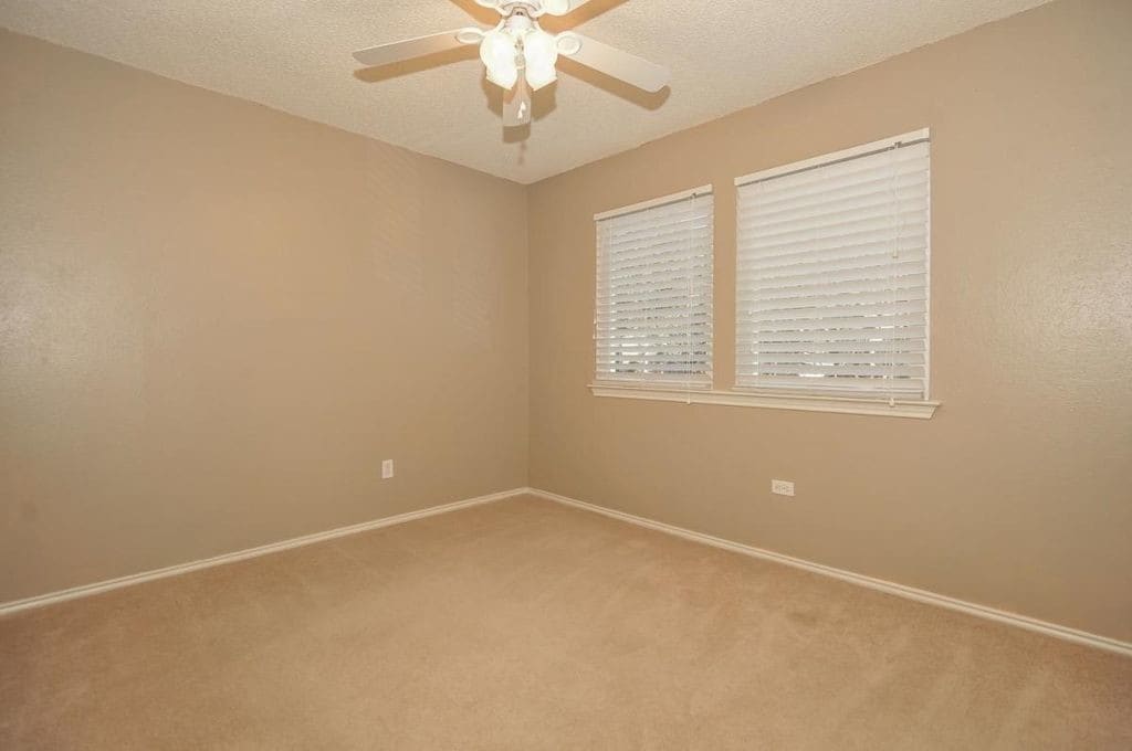 Building Photo - 6820 Old Quarry Ln