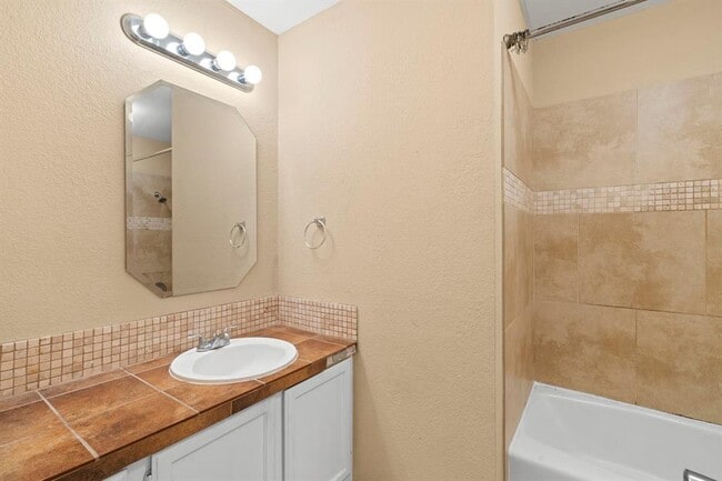 Building Photo - 4015 Iriona Bend