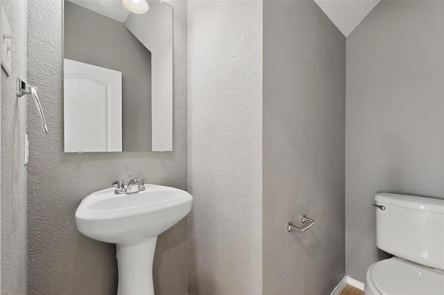 Building Photo - 9008 Cape Cod Blvd