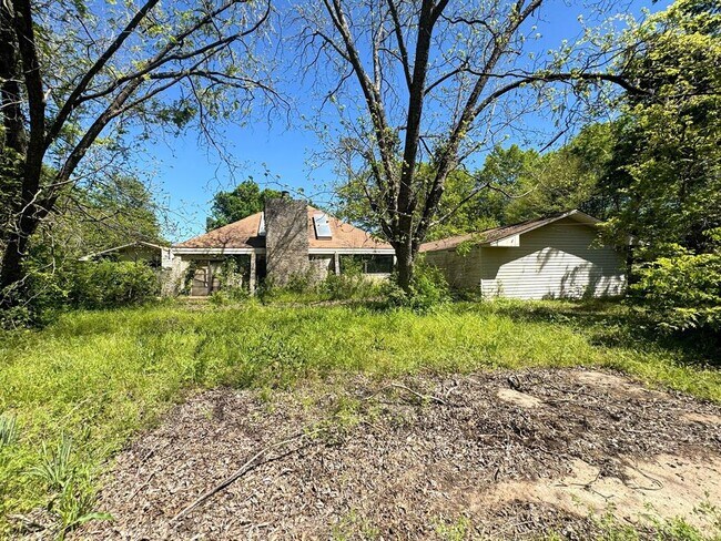 Building Photo - 1301 Cypress St
