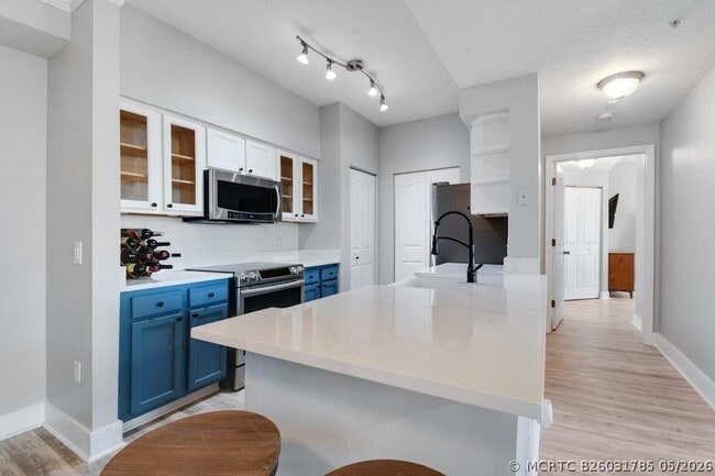Building Photo - 7302 Myrtlewood Cir W