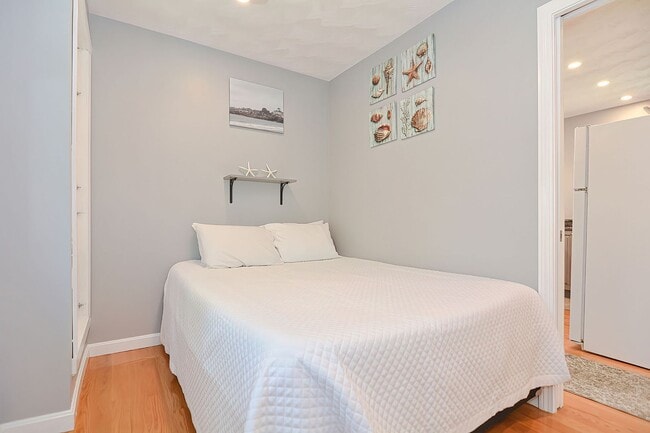 Building Photo - 10 Josephs Way