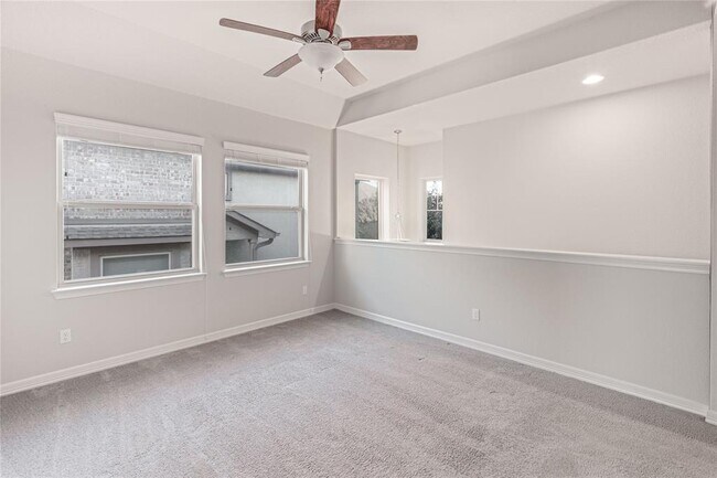 Building Photo - 2212 Dillon Pond Ln