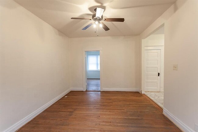 Building Photo - 5334 Gilson Ave