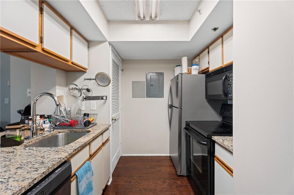 Building Photo - 795 Hammond Dr