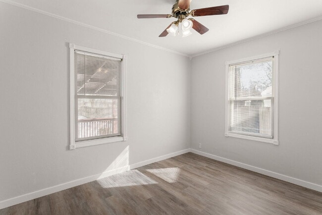 Building Photo - 724 Northwood Dr