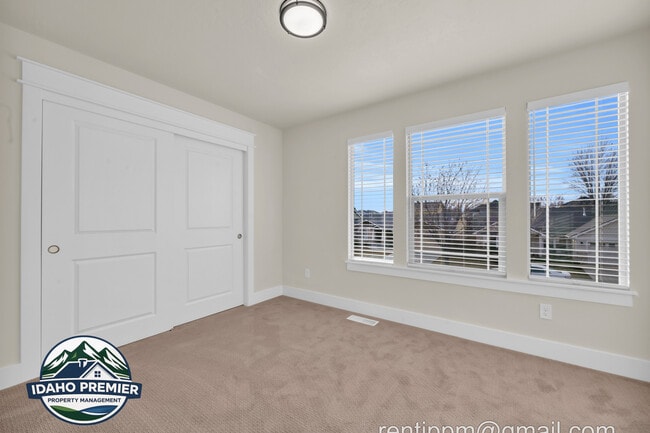 Building Photo - 11232 W Springgold Dr